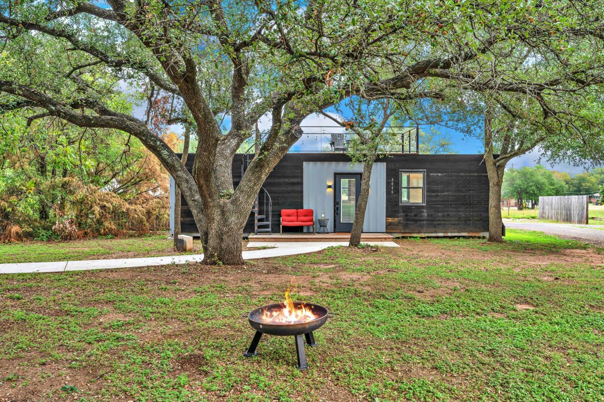 Bluebonnet Trail Villa